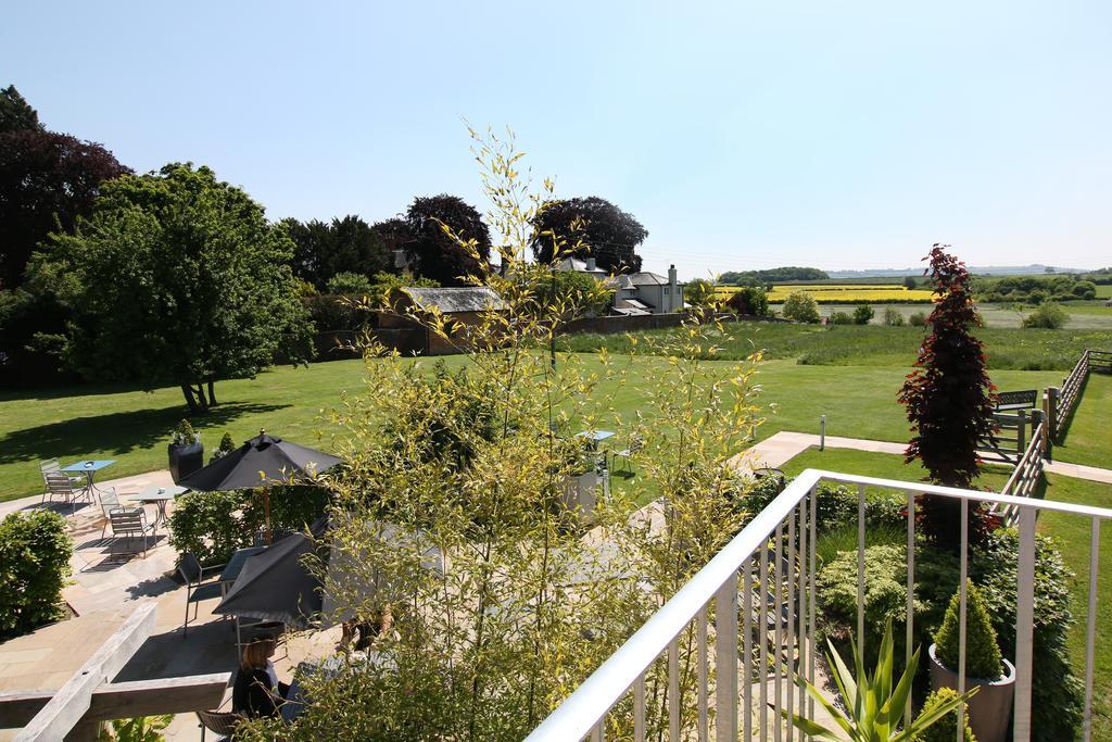 ストラットフォード＝アポン＝エイボン The Bell, Alderminster Bed & Breakfast エクステリア 写真