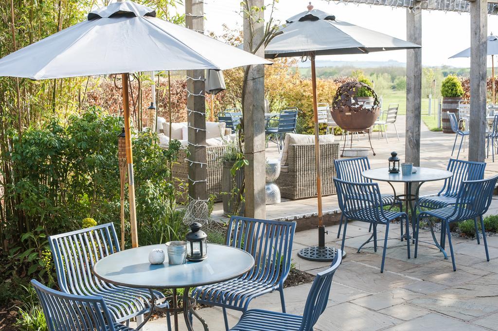 ストラットフォード＝アポン＝エイボン The Bell, Alderminster Bed & Breakfast エクステリア 写真