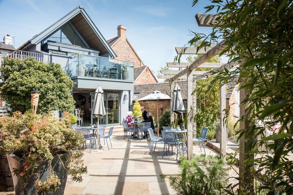 ストラットフォード＝アポン＝エイボン The Bell, Alderminster Bed & Breakfast エクステリア 写真